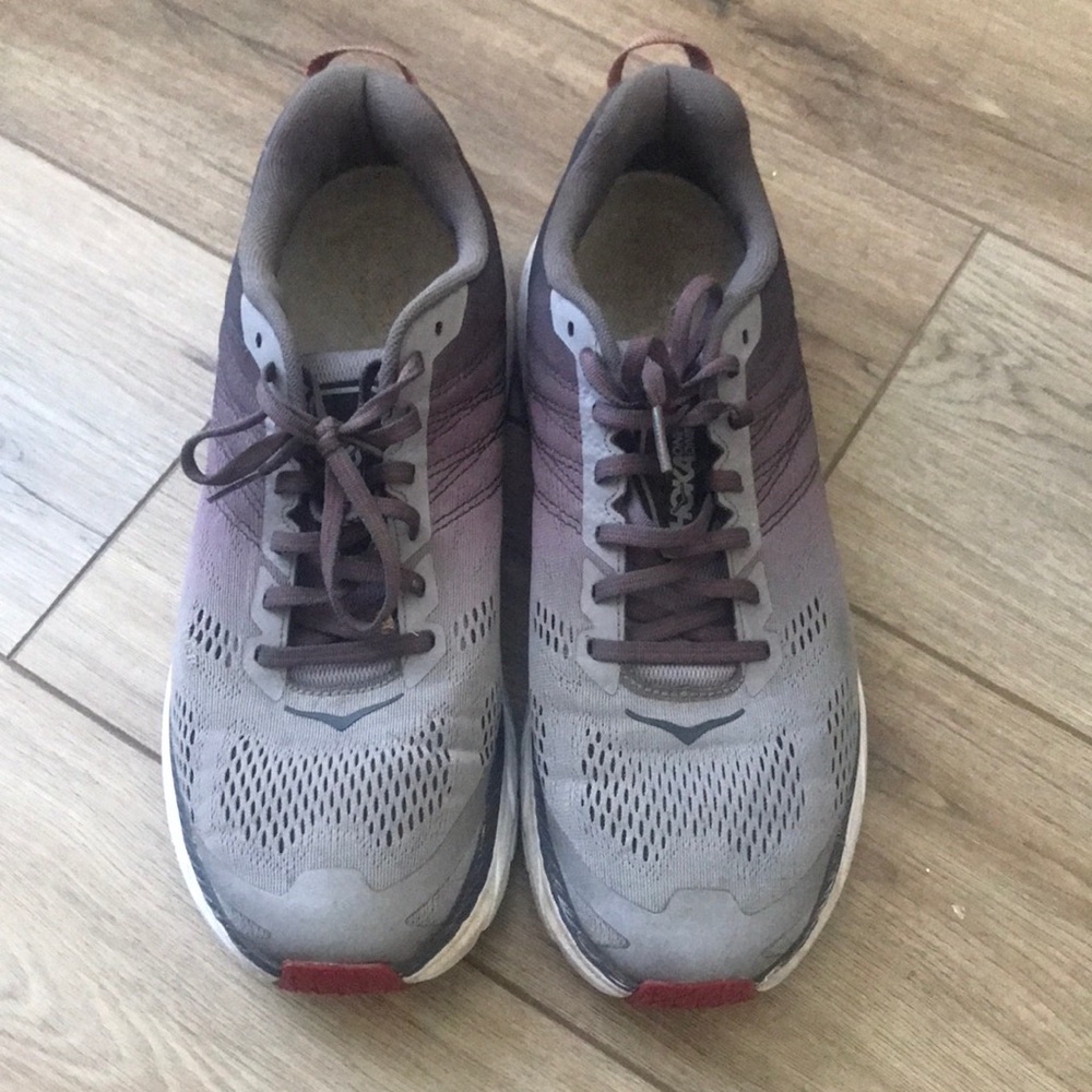HOKA Clifton 6